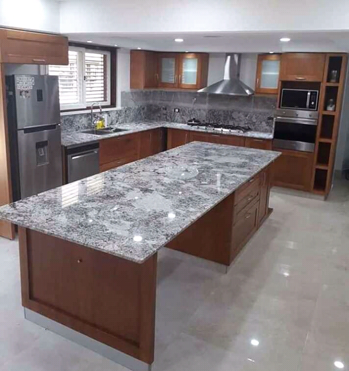 Cocina a medida fabricada por Muebles Sokoluk